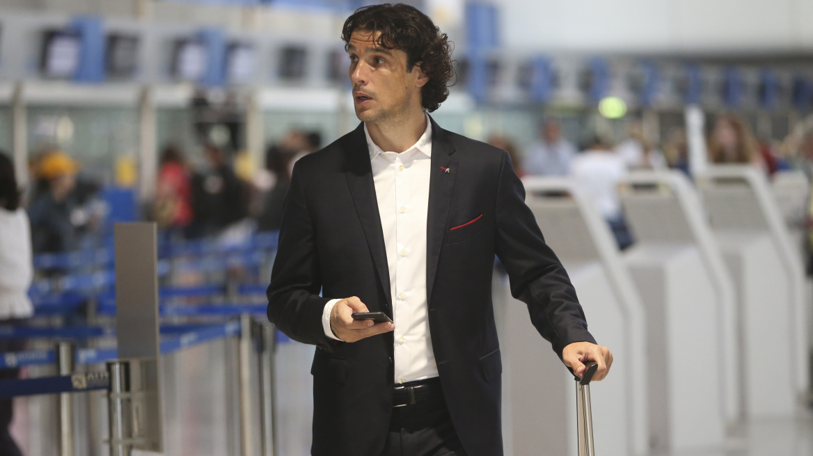 Φρανσουά Μοντεστό: Αναλαμβάνει τεχνικός διευθυντής στη Γιουβέντους, γράφουν οι Ιταλοί 