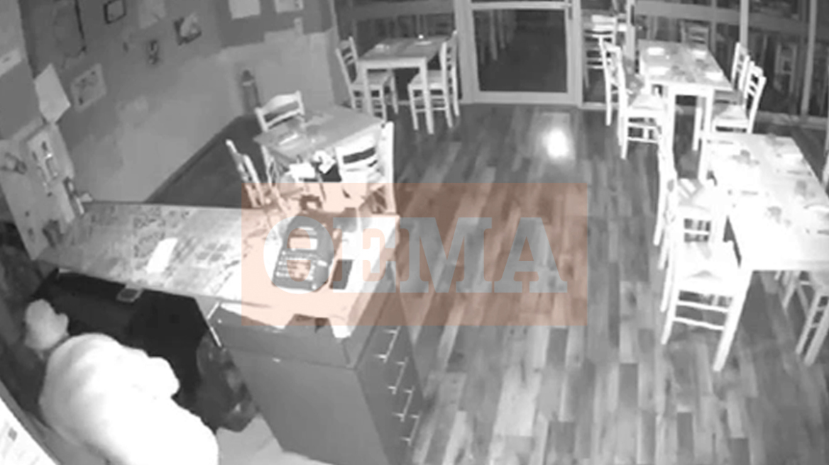 Νέα Φιλαδέλφεια: Συμμορία άνοιγε καταστήματα και τα άδειαζε σε δευτερόλεπτα – Δείτε βίντεο ντοκουμέντα