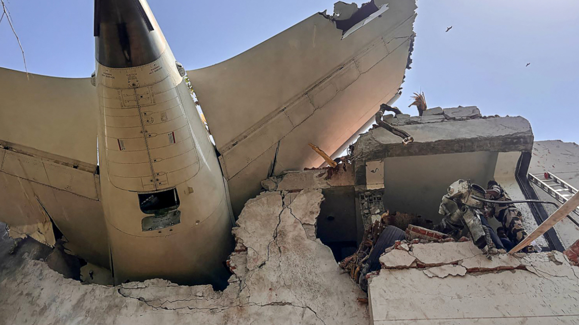 Όλο το πόρισμα για την αεροπορική τραγωδία στην Ινδία με τους 260 νεκρούς - Μυστήριο γιατί κόπηκε η ροή καυσίμου στους κινητήρες