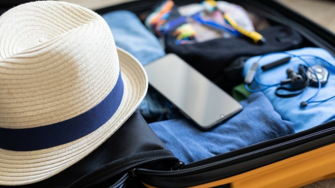 Eurostat: Σχεδόν οι μισοί Ελληνες δεν μπορούν να αντέξουν οικονομικά μία εβδομάδα διακοπών