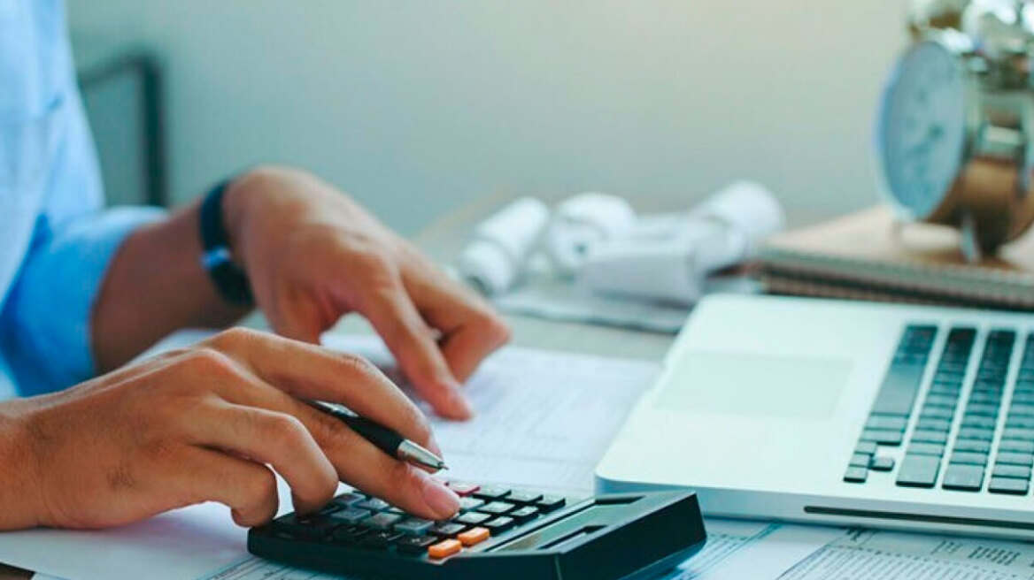 Εκπνέει η προθεσμία για φόρο εισοδήματος, ΕΝΦΙΑ και ΦΠΑ - Όλες οι φορολογικές υποχρεώσεις έως την Πέμπτη 31 Ιουλίου

