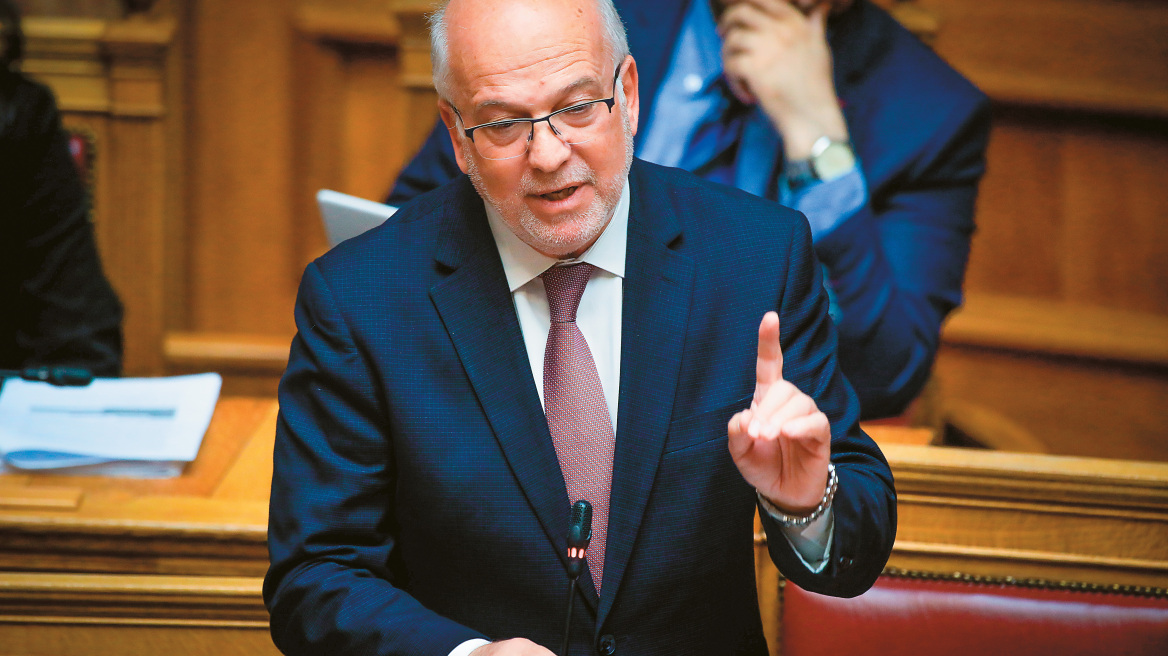 Φλωρίδης: Από 1.550 μέρες που απαιτούνται για την έκδοση αποφάσεων, πλέον θα υπάρχουν τελεσίδικες αποφάσεις σε 650 ημέρες