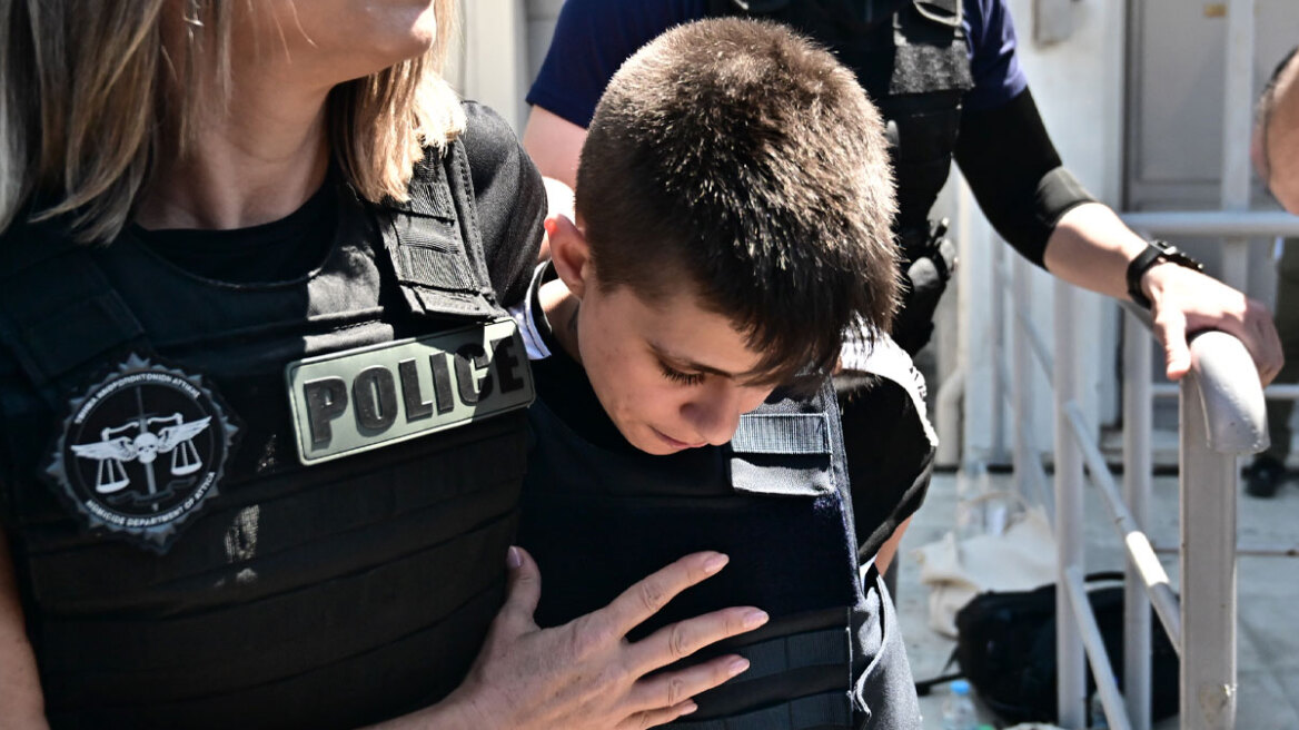 Ειρήνη Μουρτζούκου: Με αποδοκιμασίες στις φυλακές Κορυδαλλού - Η αλυσίδα των φόνων και οι εμφανίσεις σαν από ριάλιτι