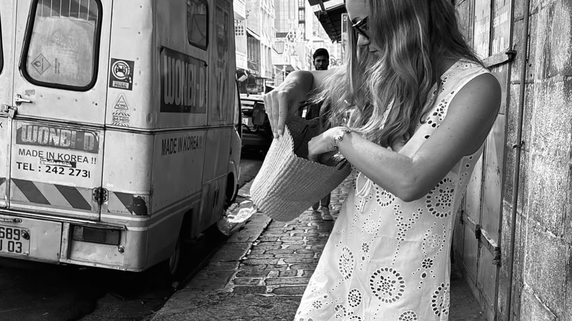 Broderie Anglaise: To ιδανικό στυλ φορέματος για τις ζεστές καλοκαιρινές μέρες

