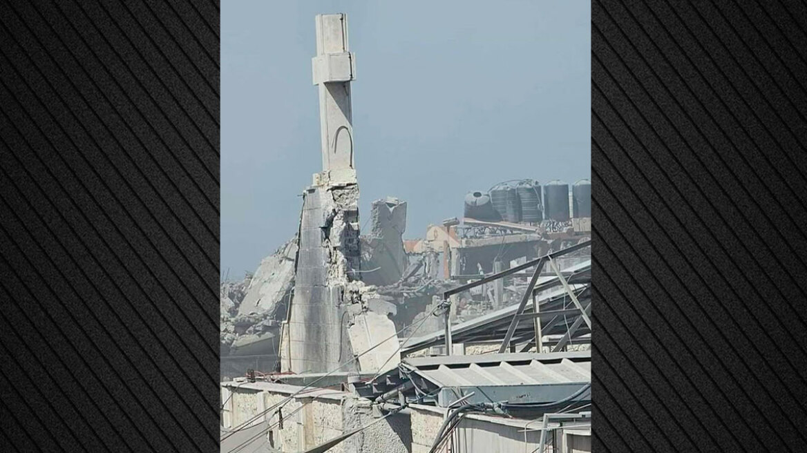 Γάζα: Τουλάχιστον δύο νεκροί μετά τον βομβαρδισμό της καθολικής εκκλησίας, δείτε βίντεο και φωτογραφίες