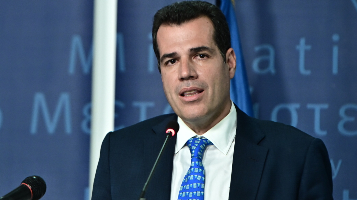 Πλεύρης: Άπαξ και μπεις παράνομα στη χώρα, δε θα νομιμοποιηθείς ποτέ
