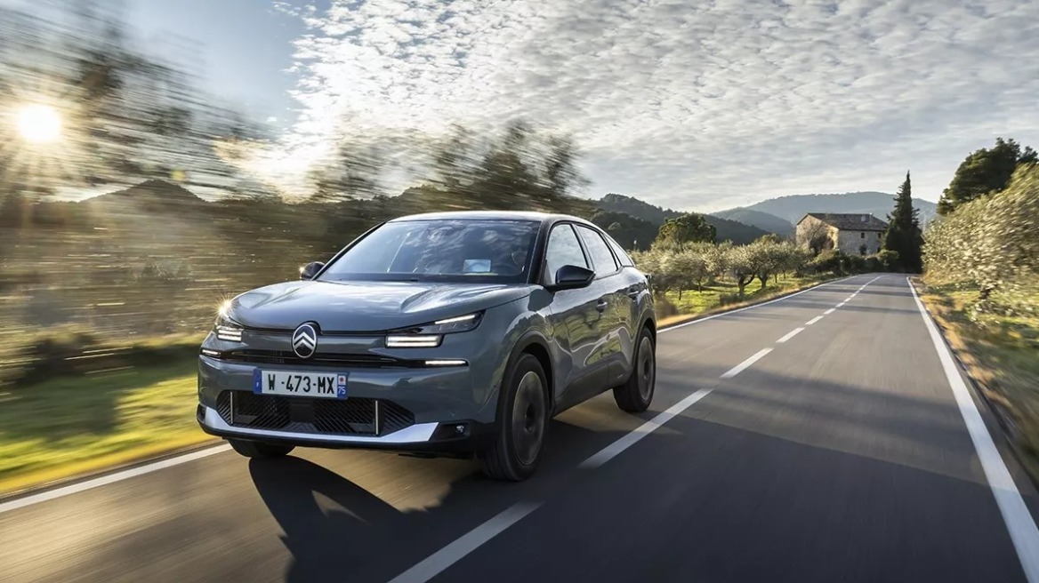 Νέες εκδόσεις για το δημοφιλές Citroen C4 - Οι τιμές τους στην Ελλάδα
