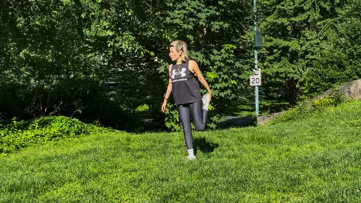 Τα 15′ προπόνησης που κάνουν θαύματα σε σώμα και μυαλό – Δείτε βίντεο