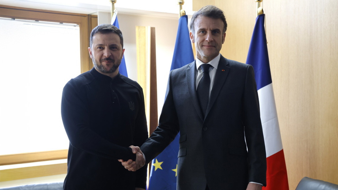 Με τον Μακρόν μίλησε ο Ζελένσκι - Στο επίκεντρο η ενίσχυση της αντιαεροπορικής άμυνας και η εκπαίδευση Ουκρανών πιλότων