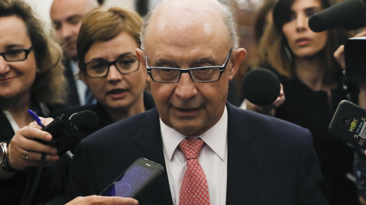 Σκάνδαλο στο Λαϊκό Κόμμα της Ισπανίας: Για διαφθορά εκατομμυρίων κατηγορείται ο πρώην υπουργός Οικονομικών Κριστόμπαλ Μοντόρο
