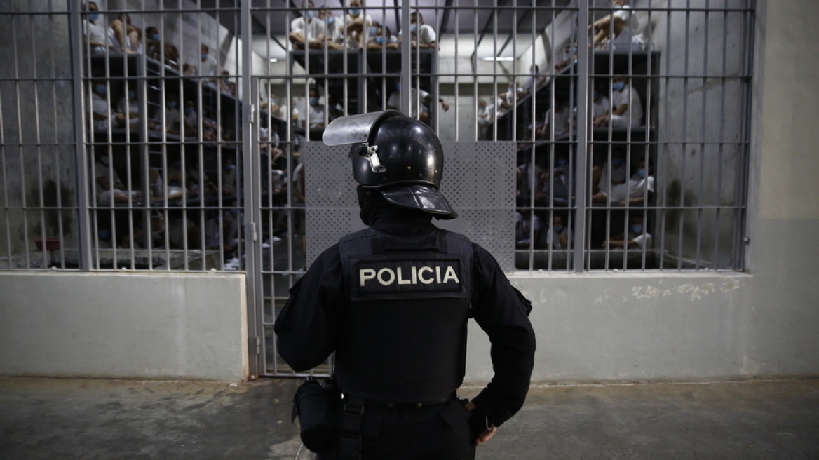 Ανταλλαγή μεταναστών και κρατουμένων μεταξύ ΗΠΑ, Ελ Σαλβαδόρ και Βενεζουέλας
