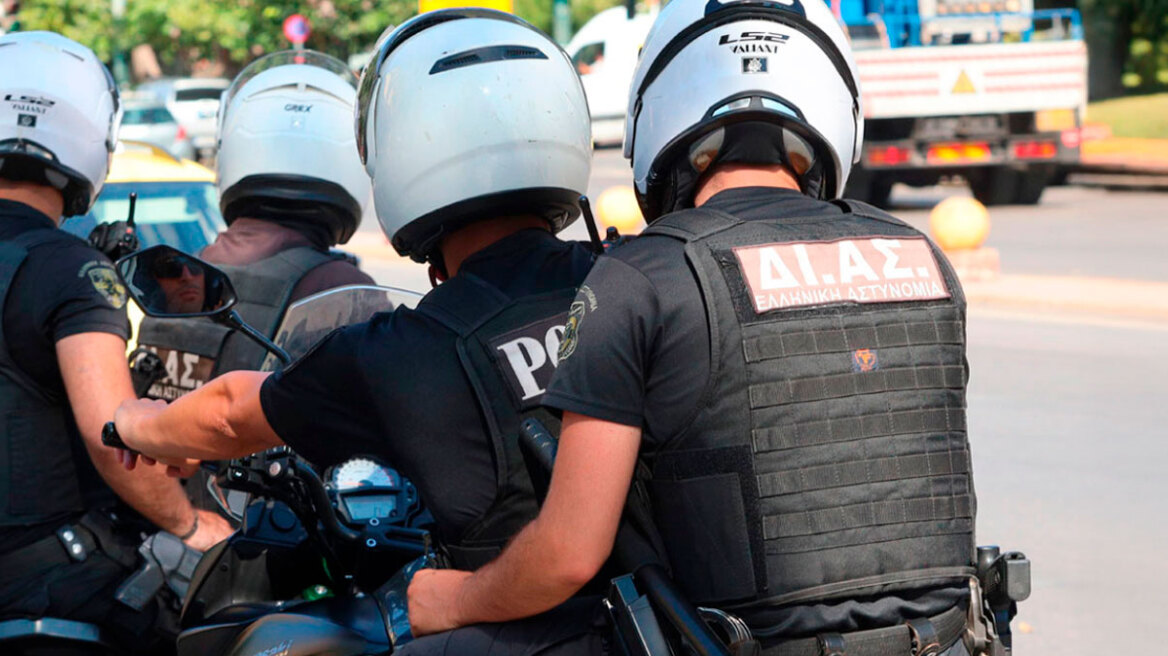 Δραστηριότητα εγκληματικής οργάνωσης αποκαλύπτεται.