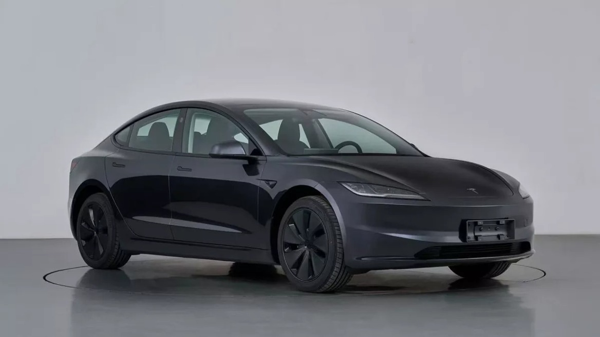 Νέα έκδοση του Tesla Model 3 με μεγαλύτερη αυτονομία
