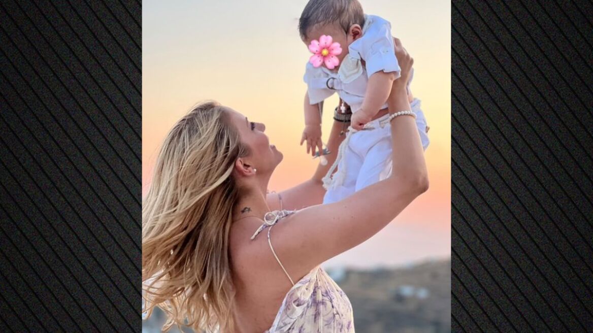 Η Φωτεινή Πετρογιάννη βάφτισε τον γιο της - Η φωτογραφία που δημοσίευσε μετά το μυστήριο