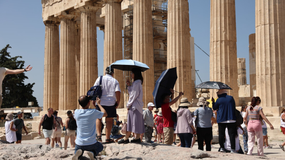 Ακρόπολη: Κλειστή μέχρι την Παρασκευή τις μεσημεριανές ώρες λόγω καύσωνα