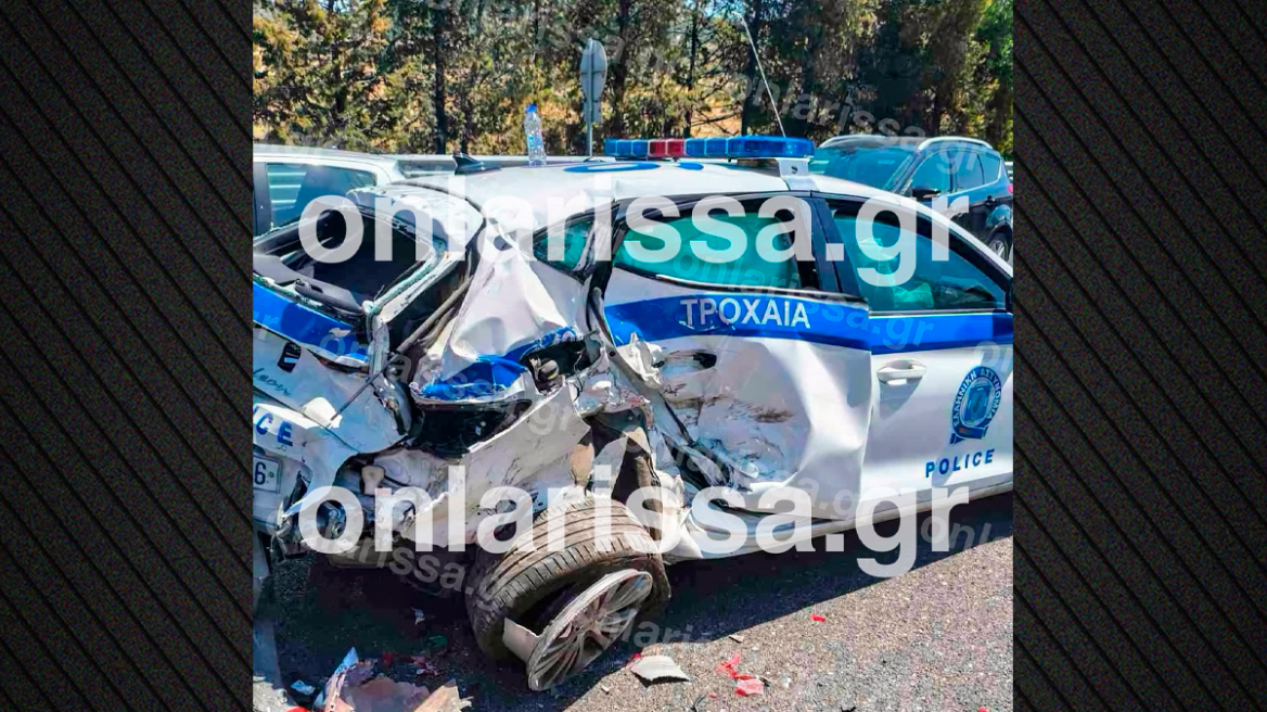 Αγροτικό όχημα έπεσε πάνω σε περιπολικό έξω από τη Λάρισα – Πώς γλίτωσαν οι αστυνομικοί από τη σφοδρή σύγκρουση