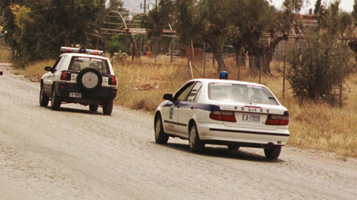 Το στυγερό έγκλημα στα Λουτρά Ωραίας Ελένης: «Αστυνομία; Σκότωσα το παιδί μου και αυτοκτονώ»