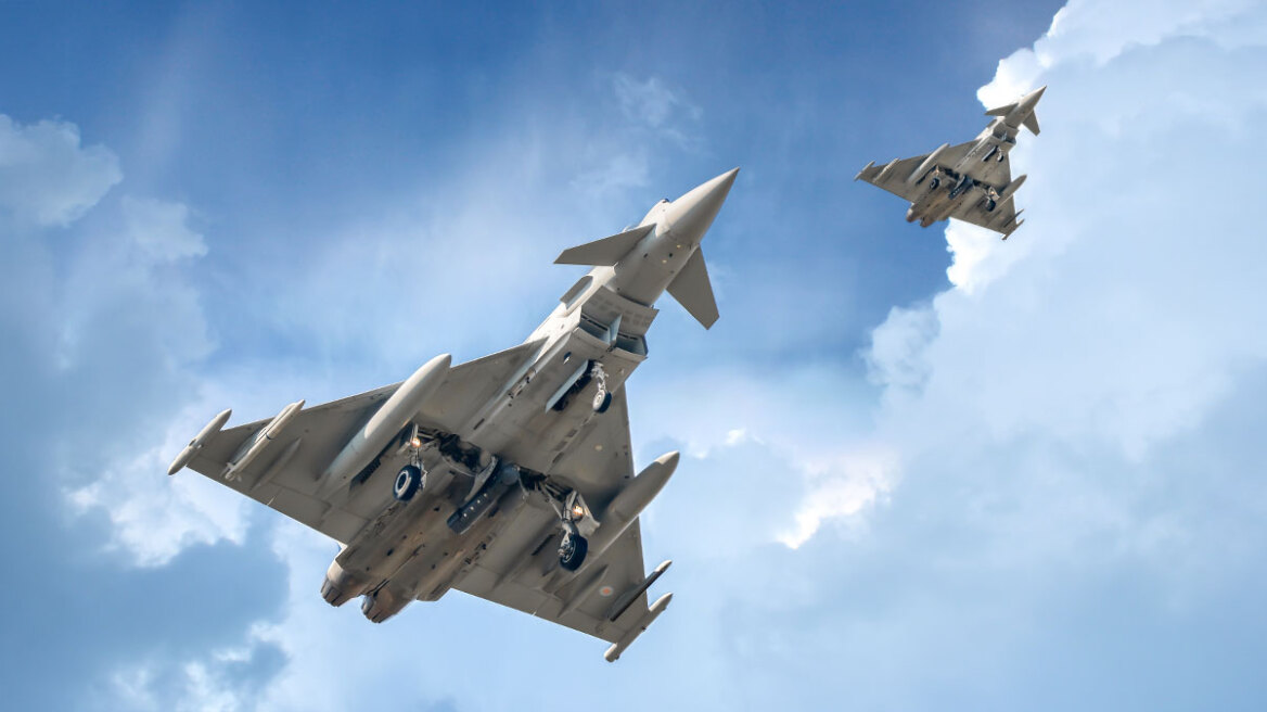 Γερμανικά Eurofighter θα σταθμεύσουν σε βάση στην Πολωνία
