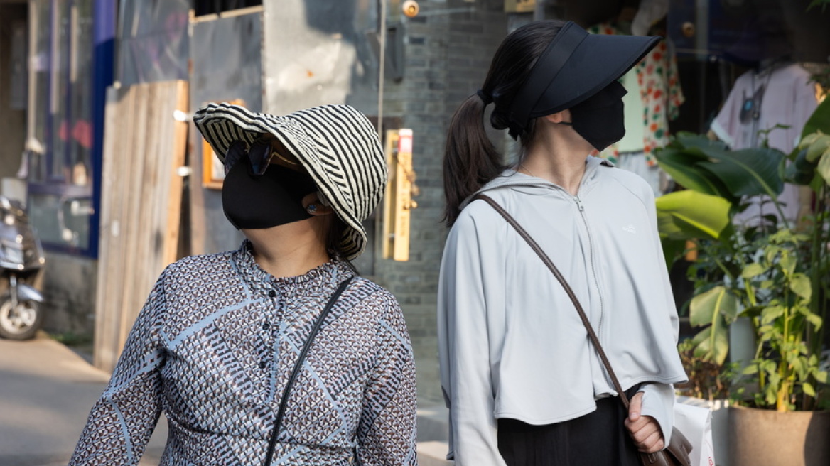 «Ημέρες σάουνας» ζει η Κίνα: Ο καύσωνας θα προκαλέσει προβλήματα στην ηλεκτροδότηση, προειδοποιούν οι Αρχές