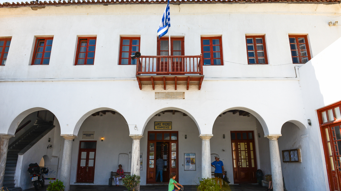 Πρόβλημα ηλεκτροδότησης στη Μύκονο λόγω βλάβης σε μετασχηματιστή
