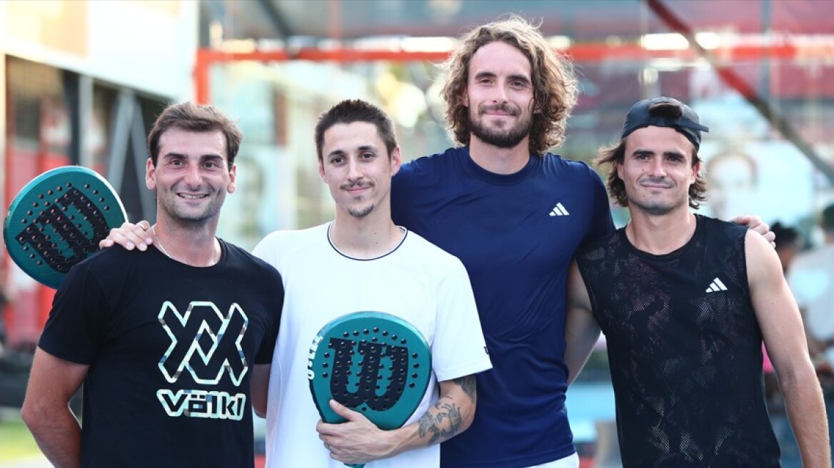 Τσιτσιπάς: Έκανα λάθος και έπρεπε να απολογηθώ στον πατέρα μου - Τι είπε για τα αρνητικά σχόλια του Ιβανίσεβιτς και τον Παγώνη