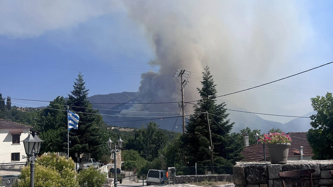 Πού έχει φωτιά τώρα - Live χάρτης με τις πυρκαγιές σήμερα στην Ελλάδα (26/7)
