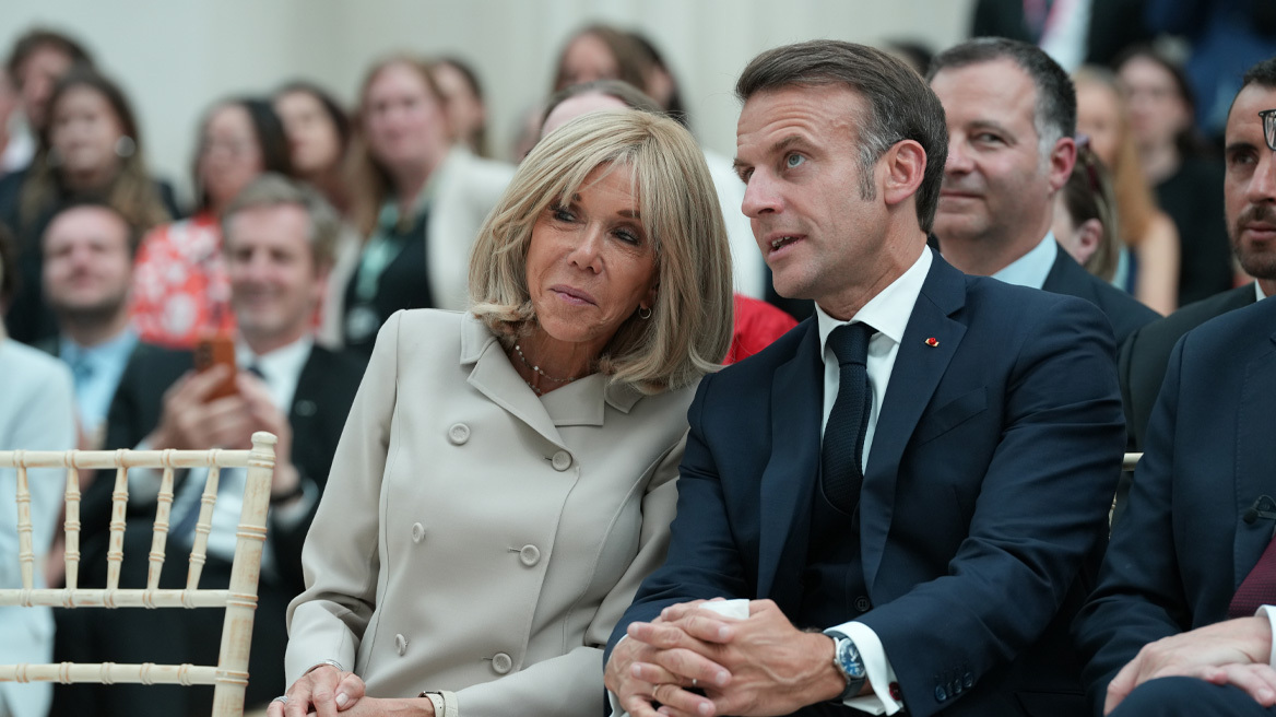  Μήνυση των  Μακρόν σε Αμερικανίδα ινφλουένσερ που διέδιδε ότι η Μπριζίτ γεννήθηκε άνδρας
