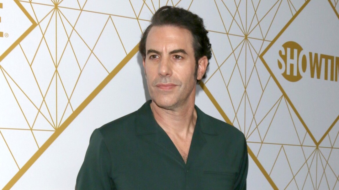 Η εντυπωσιακή αλλαγή του Σάσα Μπάρον Κοέν για να υποδυθεί τον νέο «κακό» της Marvel - Δείτε φωτογραφίες
