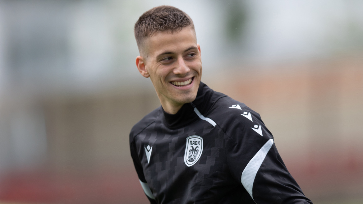 Κωνσταντέλιας: «Πετάει» από την Ολλανδία στη Γερμανία για να ολοκληρώσει τη μεταγραφή στη Στουτγάρδη