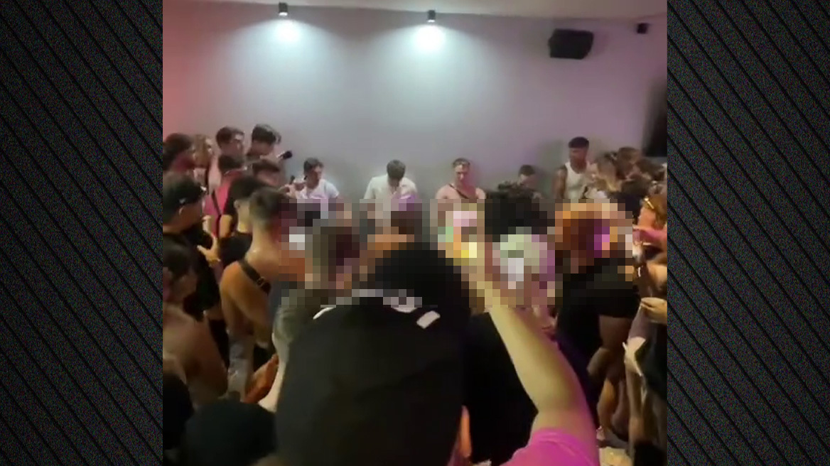 Σάλος στη Ζάκυνθο για τον ερωτικό «διαγωνισμό» μεταξύ τουριστών σε κλαμπ - Στο μικροσκόπιο η γνησιότητα του βίντεο
