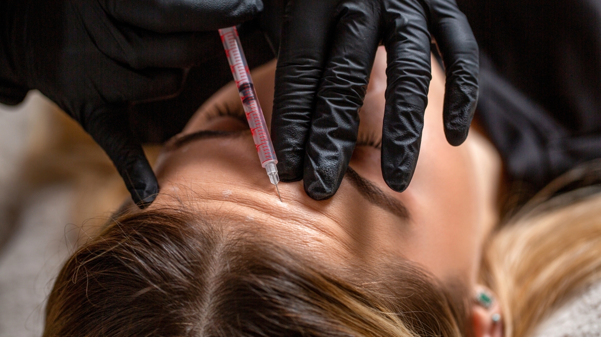 Πλήρωσε €40.183 για θεραπείες αισθητικής και κατέληξε στο χειρουργείο με απόστημα και λιπονέκρωση