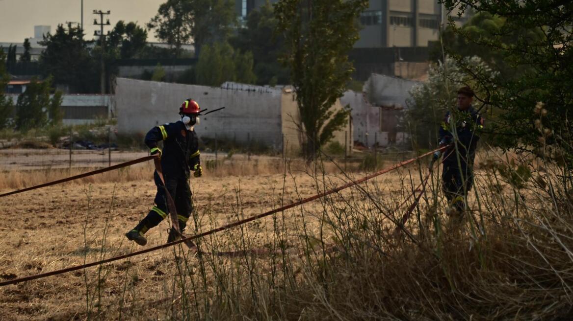 Πολύ υψηλός κίνδυνος πυρκαγιάς αύριο σε Αττική και άλλες 5 περιφέρειες