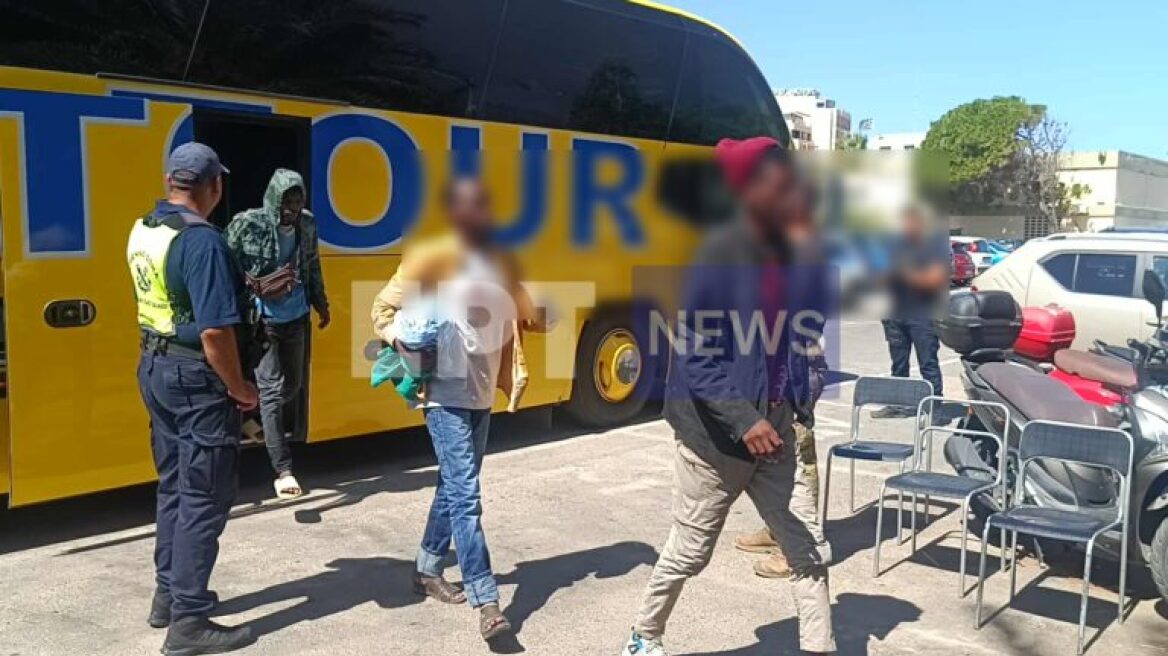 350 مهاجرا يغادرون جزيرة كريت اليوم على متن ناقلة بحرية