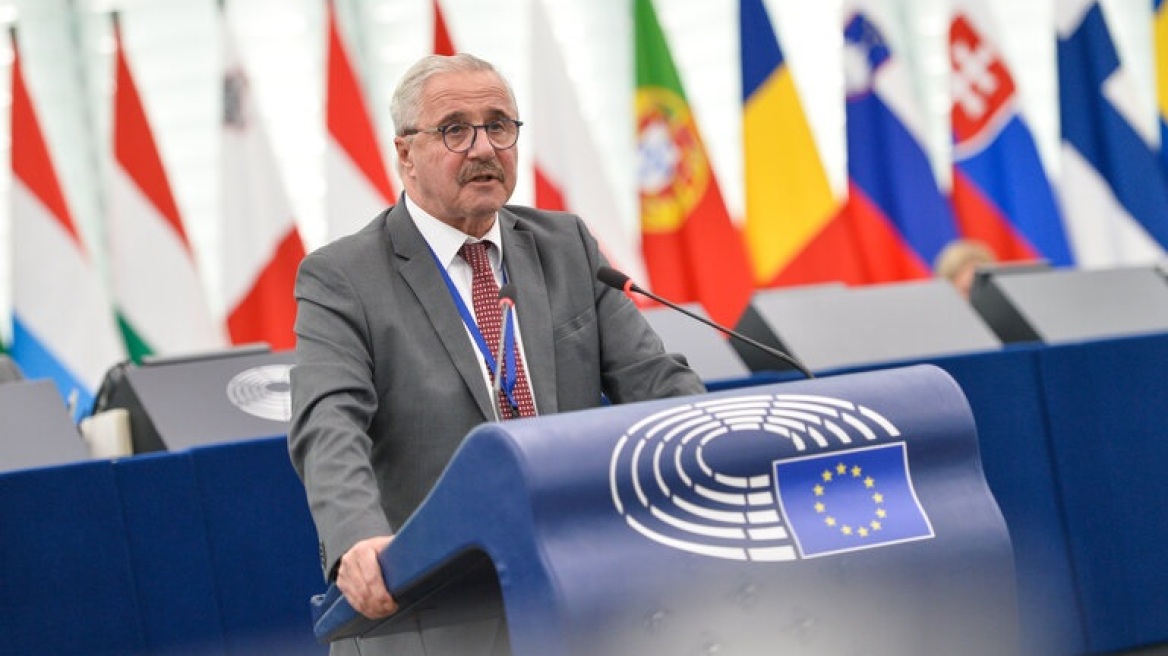 Ο απολογισμός του Γιάννη Μανιάτη για τον ένα χρόνο θητείας στο Ευρωπαϊκό Κοινοβούλιο 