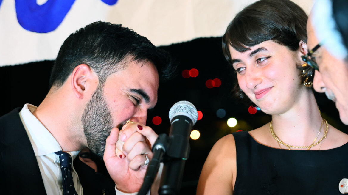 Ζόχραν Μαμντάνι: Ο πολυτελής γάμος του αριστερού υποψηφίου δημάρχου της Νέας Υόρκης στην Ουγκάντα - Με φρουρούς και χωρίς... κινητά