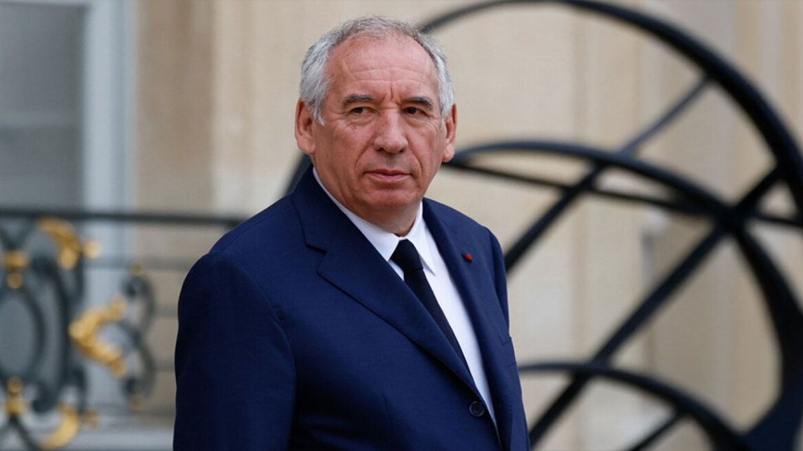 «Δεν μίλησα νωρίτερα με την αντιπολίτευση, γιατί όλοι ήταν σε διακοπές», δήλωσε ο Μπαϊρού - Αντιδρούν τα πολιτικά κόμματα