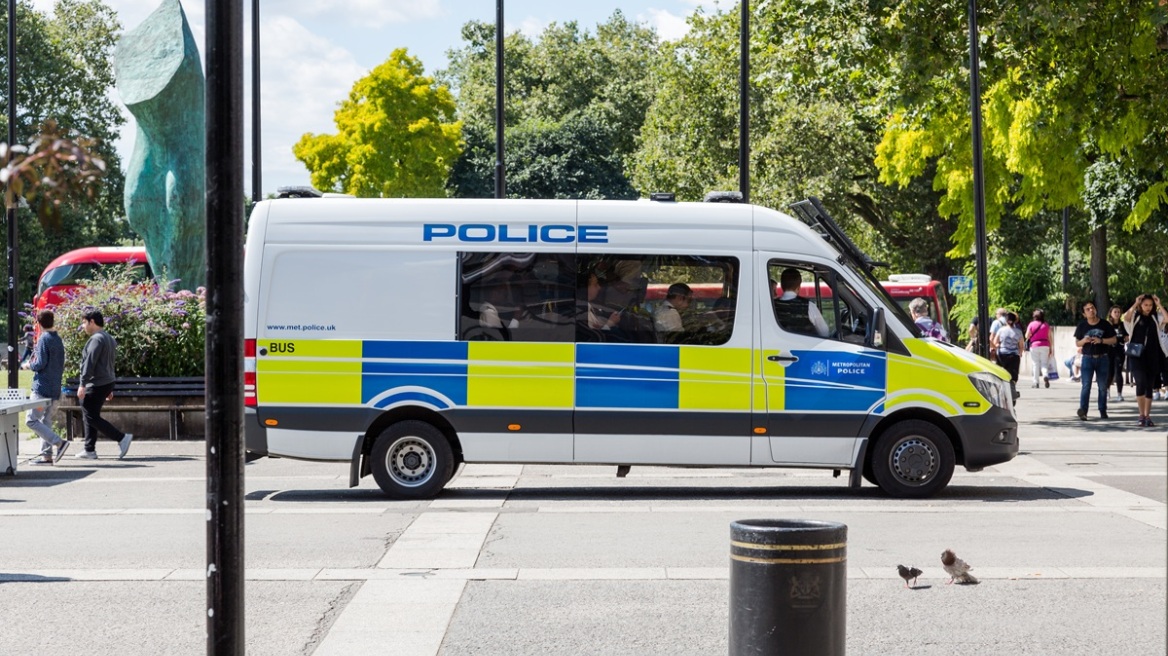 Συνελήφθησαν τρία άτομα στη Βρετανία με την κατηγορία ότι βοήθησαν τις ρωσικές υπηρεσίες κατασκοπείας