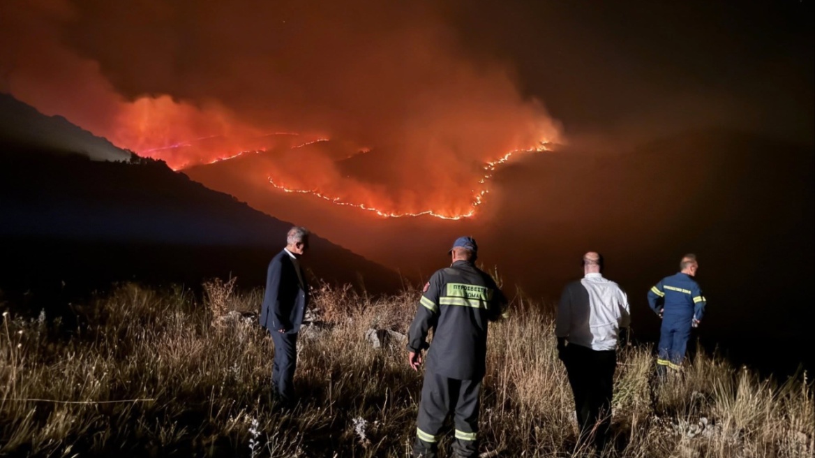 Σε εξέλιξη η φωτιά στην Εορδαία Πτολεμαΐδας - Χωρίς ενεργό μέτωπο σε Εύβοια, Σέρρες, Μεσσηνία, Λακωνία και Κύθηρα