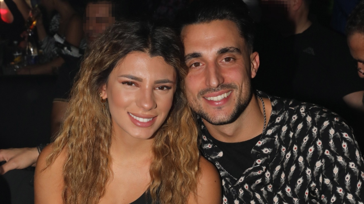 Σάκης Κατσούλης μετά την πρόταση γάμου στη Μαριαλένα Ρουμελιώτη: Το πιο όμορφο «ναι» της ζωής μου