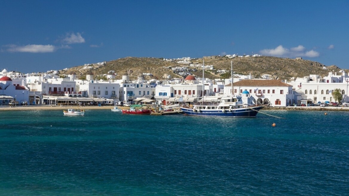 Ισχυρή παραμένει η ζήτηση για εξοχικά στην Ελλάδα – Πού διαμορφώνονται τώρα οι τιμές