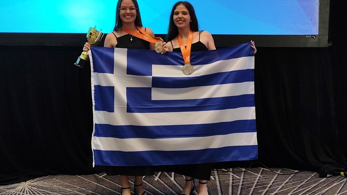 Δυο 17χρονες Ελληνίδες στην κορυφή του κόσμου στον παγκόσμιο διαγωνισμό πληροφορικής της Microsoft