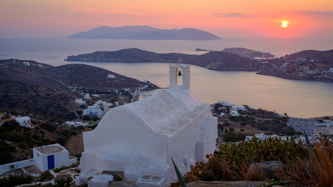 Η Ίος είναι η «έκπληξη» του φετινού καλοκαιριού, σύμφωνα με διεθνή ΜΜΕ