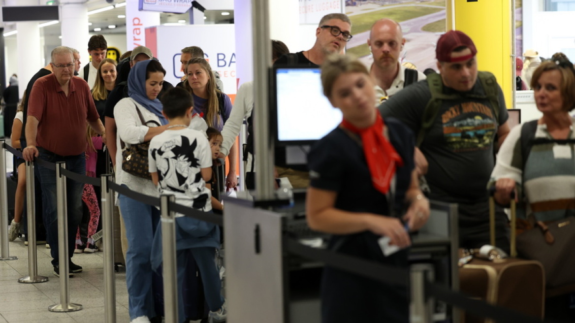 Με ταλαιπωρία στα αεροδρόμια ξεκίνησαν και πάλι οι διακοπές των Βρετανών
