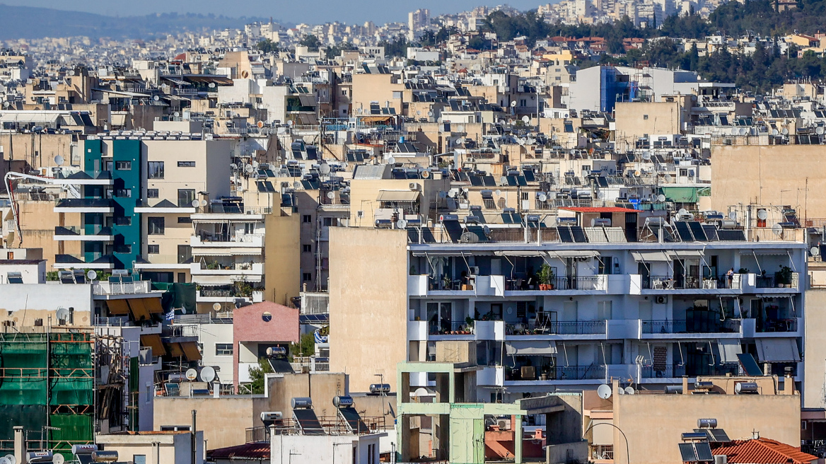 «Μπαράζ» ελέγχων από την εφορία στις μεταβιβάσεις ακινήτων του 2024