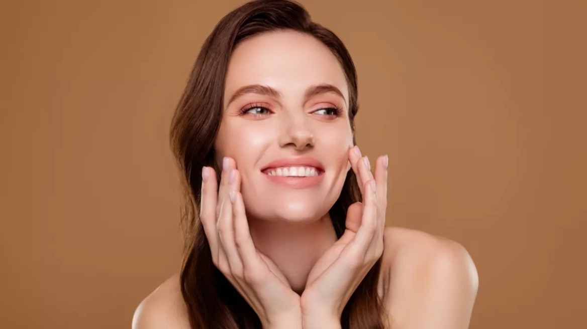 Δέρμα: 10 τροφές που ενισχύουν την παραγωγή κολλαγόνου