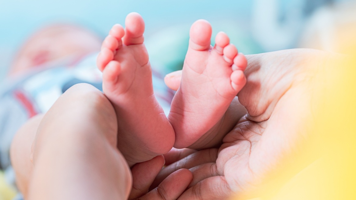 Αγοράκι γεννήθηκε από κατεψυγμένο έμβρυο 30 ετών στις ΗΠΑ