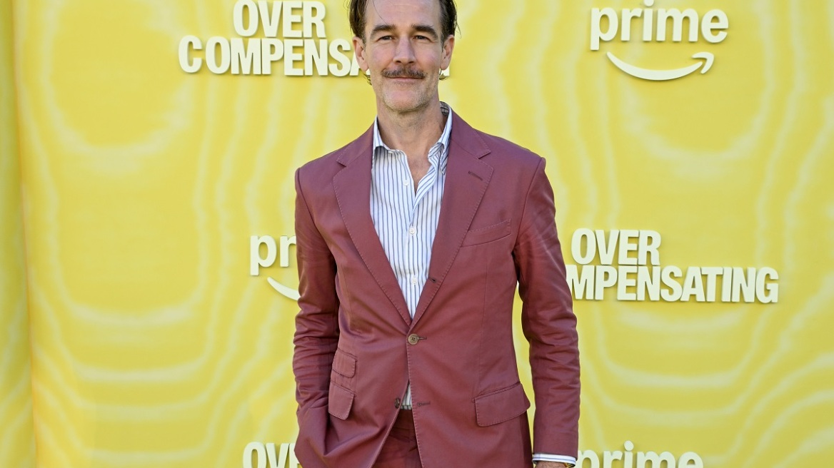 Τζέιμς Βαν Ντερ Μπικ: Η ζωή του με τον καρκίνο είναι σαν «μια εργασία πλήρους απασχόλησης»