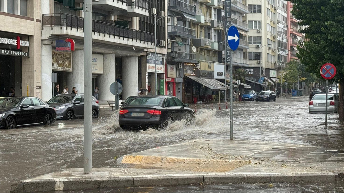 Συνεδρίασε η Επιτροπή Εκτίμησης Κινδύνου ενόψει της κακοκαιρίας - Εκ νέου συστάσεις της Πολιτικής Προστασίας  
