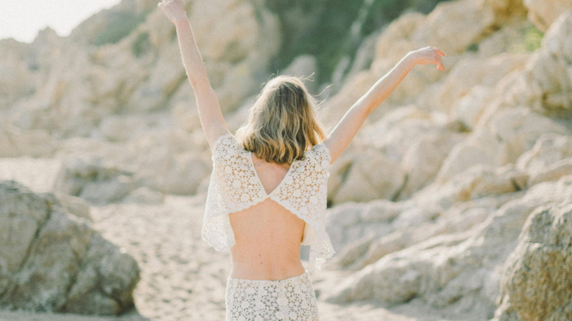 Δέκα δροσερά αρώματα που μυρίζουν καλοκαίρι
