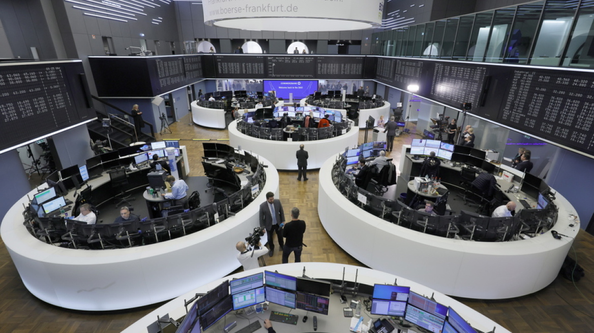 Βαριές απώλειες στις ευρωπαϊκές αγορές - Αναζωπυρώθηκαν οι φόβοι για τις συνέπειες των δασμών